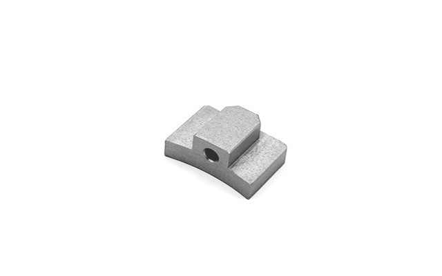 Spacer for clamp tensioner