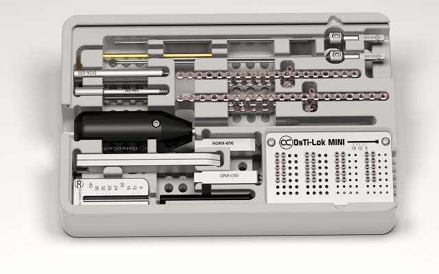 OstiLok mini autoclavable container